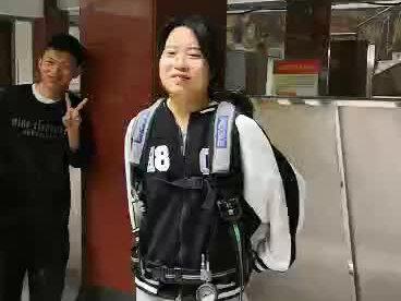 三级防护服!应急救援专业学生模拟现场操作!!