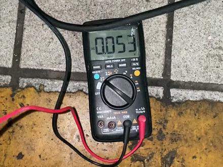 宝马百叶窗控制系统原理及检修方法分享。#宝马百叶窗系统#原理讲解