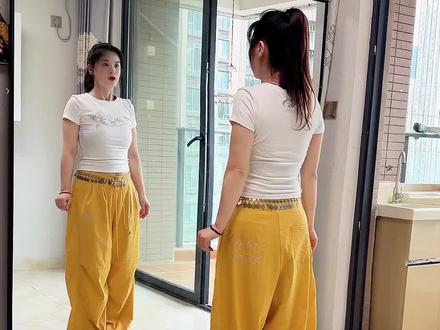 背面完整版请关注@楚楚~起舞💃🏻 随心所欲广场舞背面完整版慢动作口令分解教学#随心所欲 #广场舞教学#零基础学舞蹈广场舞 @#舞蹈分解教学视频 抖音作者助手 @抖音小助手