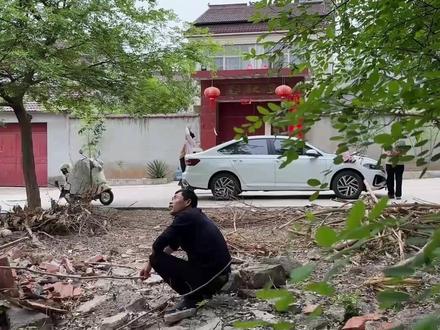 吃槐花饺子拉 #槐花饺子 #槐花炒鸡蛋