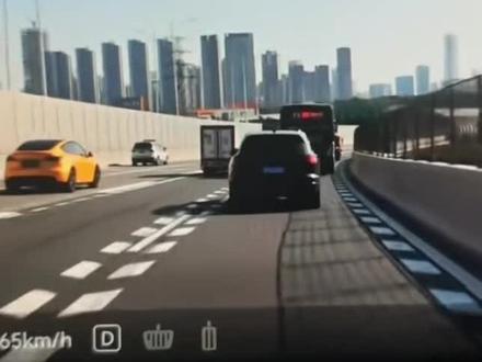 东拼西凑终于弄明白了昨天南坪快速事故起火原因