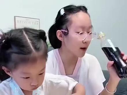 儿童搞笑视频,3到6岁儿童玩具萌娃搞笑,棒棒糖儿童糖果,棒棒糖儿童搞笑视频棒棒糖,吃糖果视频,3到6岁儿童启蒙益智早教,吃糖果的视频1-3岁儿童,婴幼儿安全水果糖,幼儿早教0-3岁早教启蒙,1到3岁幼儿早教益智启蒙,1到3岁幼儿早教动画,0到3岁早教儿歌,儿童糖果棒棒糖,吃糖果视频,1到3岁幼儿早教益智,儿童搞笑视频,1到3岁儿童搞笑视频,小孩子爱看的儿童视频,1到3岁逗小孩笑的视频,亲子互动,人类幼崽,儿童爱看的小视频,3-6岁儿童动画视频,小孩子爱看的视频,小朋友宝宝搞笑视频,儿童爱看的小视频搞笑#亲子互动#1到3岁逗小孩笑的视频#儿童搞笑视频#儿童糖果视频#3到6岁儿童启蒙早教玩具视频