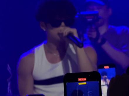 好喜欢夏温唱情歌 skrr skrr#金夏温 #haon #skrr #khh #韩国说唱 @DOU+小助手 @抖音小助手