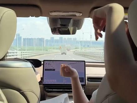 夏日露营,由它承包所有快乐!#18万级豪华智能大五座SUV#2025款昊铂HT#买广汽昊铂享终身免费充电