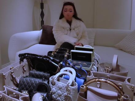 第一视角记录武汉富婆小姐姐买包 用货拉拉过来置换#武汉二奢 #二奢白姐 #赫本中古奢品