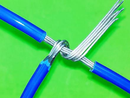 手边只有铜接头,2根铝电缆怎么接一起?没想到还能把电缆捆一起