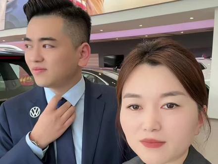 听说“锅经理”最近有点飘?@大众锅经理 #黄小黄驾到#汽车 #vlog十亿流量扶持计划