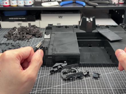 《这才是正版商品该有的品质啊》
PGU牛从发布以来,就在不停的出现各种各样的问题,作为目前高规格的高达拼装模型,就这样的表现,我个人觉得是相当失望的。也难怪价格一直在狂降了,估计之后再版了还有得降,有打算入手的小伙伴慎重考虑。#抖音潮流玩家 #胶佬 #高达 #模型 #pgu牛高达