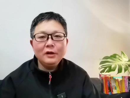 张雪机车夺冠,比雷军厉害还是差远了? 张雪机车WSBK夺冠,碾压式胜利却没人宣传?同样是追风者,初中毕业的张雪和雷军到底差在哪?一个太实在,一个太精明,评论区聊聊你更看好谁? #张雪机车 #雷军 #摩托车 #张雪 #懂车帝 @巨量引擎小助手