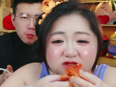 当初小肉包竟然是老赵第六个女朋友?#直播录屏分享 #直播回放 #抖音美食推荐官 #抖音美食创作人 #吃货日常