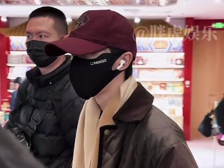 马年的仪式感算是被小马玩明白了!!#马嘉祺 #马年