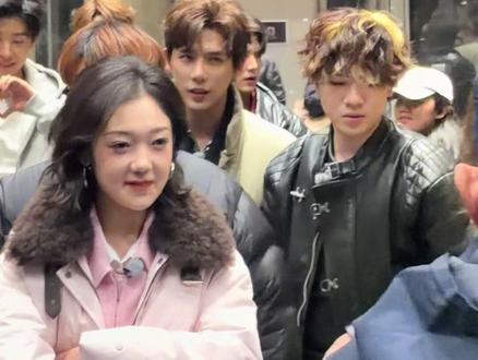 颜狗盛宴 你第一眼看到的是谁👀
二十几个帅哥美女 一次看到爽的综艺#超燃青春的合唱
#王安宇 #张新成 #谢可寅 #袁一琦