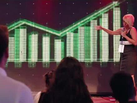 2025中国“5G+”工业互联网大会上,工信部正式官宣:启动卫星物联网业务商用试验,为期两年!这可不是普通的技术试水,而是要打造一张“空天地一体”的超级通信网,既能补齐地面网络的覆盖短板,还能撑起商业航天、低空经济这些新兴产业的发展。
先给大家掰明白,卫星物联网到底是啥?其实它不是要取代手机里的5G,而是5G的“太空队友”——地面5G负责城市里的高速上网,卫星物联网就专门覆盖那些基站建不到的“死角”,比如沙漠、高原、海洋,还有灾害中基站被毁的区域。简单说,就是在太空部署了无数个“迷你信号塔”,不管你在地球哪个角落,都能实现数据传输,相当于给万物装上了“太空触角”。
它的使用场景可比你想象中广多了!那它有哪些离不开的使用场景呢?咱们先看低空经济,这些飞行器在高空或偏远地区飞行,地面信号根本跟不上,卫星物联网就能实现实时追踪和通信保障,让低空飞行更安全。再看应急救援,当地面基站被地震、洪水破坏时,卫星物联网就是“生命通道”,能快速搭建通信链路,让救援指令和灾情信息及时传递。还有能源运维,国家电网在青藏高原部署的卫星传感节点,把线路故障定位时间从72小时直接缩短到2小时,效率提升太多了!你敢信吗?我国还有约18%的国土面积难以获得稳定地面信号,这些区域的通信需求,全得靠卫星物联网来补齐。
当然,这么大的赛道,早就有一批公司提前布局,等着吃技术红利了。卫星通信产业链上下游分工明确,每个环节都有硬核代表。
上游是卫星制造和核心器件,相当于“太空基建”的搭建者。中国卫星是龙头,深度参与国家级星座项目,年产小卫星能力达到300颗,2025年已经交付了28颗;铖昌科技更牛,是国内唯一量产相控阵T/R芯片的民企,市占率超八成,堪称卫星通信的“核心算力引擎”。
中游是地面设备端,负责搭建“天地桥梁”。华力创通是天通卫星基带芯片唯一量产商,还和华为合作了手机直连卫星技术,让咱们的手机也能连卫星;通宇通讯的地面信关站设备,能保障卫星信号无死角传输,还中标了南方电网的卫星物联网项目。
下游是运营服务端,负责把技术落地到具体场景。中国卫通是国内唯一商用通信卫星运营商,覆盖亚太全域,服务的船舶就有2.8万艘;中国联通发射了“联通星系”卫星,还成立了低空经济联合实验室,专门推动卫星物联网和低空出行的融合。
#卫星物联网 #中国卫星股票 #中国卫通 #华力创通 #通宇通讯