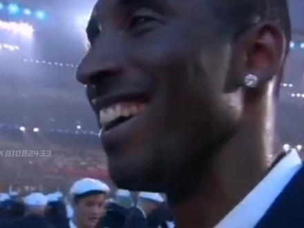 #余华回忆科比与中国球迷美好往事 08奥运人气最高的是#科比 梦之队队友根本无法相比#詹姆斯 #韦德 #dou来nba