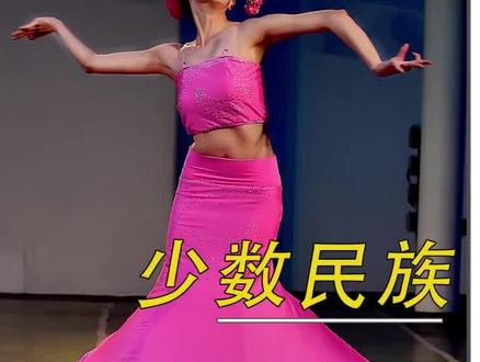 这就是传说中的血脉压制吧,只有东北人才能唱出来这味儿~#东北神调 #东北 #云南 #血脉压制 #蒙古舞