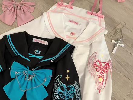 这个蓝色拍照是很上镜的!出门也毫无压力,更多细节调整效果会在年后出啦!差距都不会太大!#不良水手服 #叁一jk