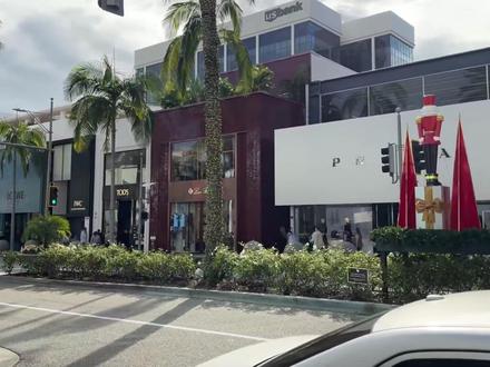 万亿人保财险:业绩翻倍总裁被传带走,股价跳水为何?