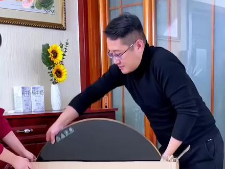 冬天家家必备的#暖菜板,加热速度快,不仅能烘干果物,衣物,还可以暖茶暖奶,不挑锅具加热!#餐桌转盘 #居家必备 #过冬神器 #电磁炉餐桌