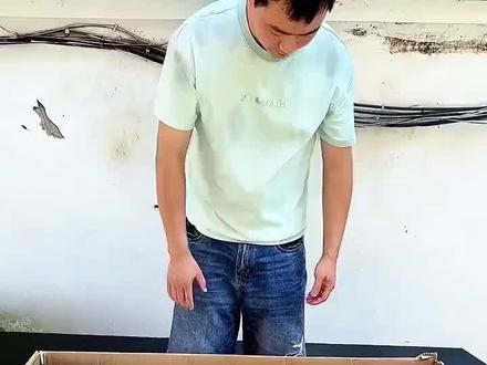 一种梯子两种用法,可以作为人字梯使用,也可以变成直梯使用#户外工程梯#安装工#安装现场#折叠梯子