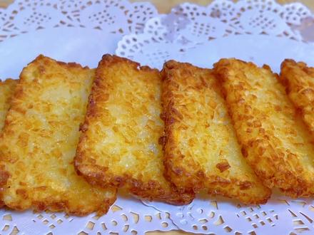 复刻麦当劳薯饼做法,超级简单外脆里软大人小孩都爱吃0失败技巧#薯饼的做法 #麦当劳薯饼 #美食教程 #美食打卡记录 #土豆饼