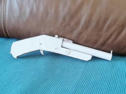 手工纸板制作单管喷子
斯程作品60
2022.11.15
#纯手工打造 #好物推荐🔥