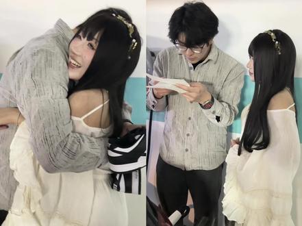 给老公准备圣诞惊喜 这不需要很多钱,这需要很多的爱#情侣惊喜 #情侣日常 #真实生活分享计划 #圣诞礼物 #情侣