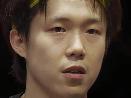 王楚钦:特别能理解张禹珍的沮丧,希望他早日康复! #王楚钦4比0张禹珍 #王楚钦晋级新加坡大满贯四强 #王楚钦说特别能理解张禹珍 #张禹珍医疗暂停