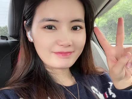 读一万遍地老师圣号,得地老师摸顶授记,地老师的慈悲真是不可思议#地藏菩萨本愿经 #福报不是求来的是修来的 #范凡凡