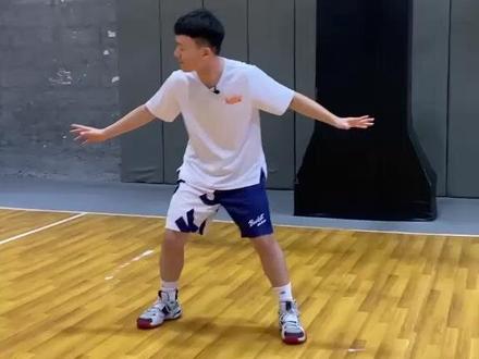 什么是防守3秒违例?NBA和CBA规则又不一样了#篮球