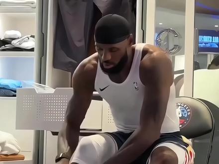 全明星真离不开詹姆斯!替补身份,顶流待遇,流量天花板实锤#詹姆斯#NBA#蓝球#全明星阵容 #全明星阵容