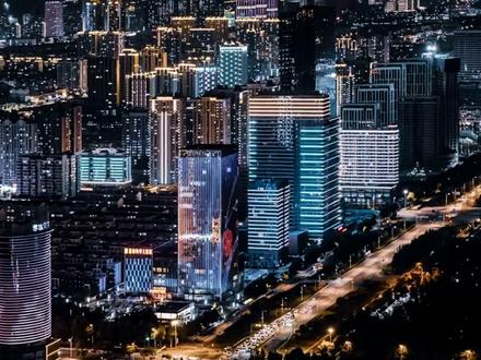 山东日照市,GDP省内倒数第二,被称为“四线城市城建天花板”“山东省省会”,与四线前两名马鞍山、开封对比,对得起这个称号吗?#山东省会 #日照#城建 #开封市 #马鞍山 而且日照的排名还不如枣庄高。