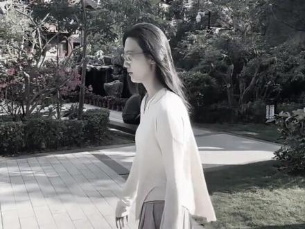 “很多人不会走路哈”#中医养生 #走路 #体态纠正 #刘华强