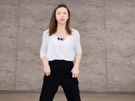 #零基础学舞 #选择失忆dj舞蹈 详细动作讲解教程➕0.6倍慢速口令分解#舞蹈分解教学视频 #适合初学者 #今日份舞蹈打卡 #一起来舞蹈