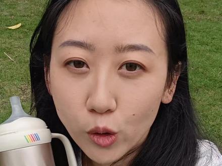 没有这个bebebus钻光保温杯,我真不知道会发生什么事。#bebebus钻光保温杯 #保温杯 #宝宝水杯