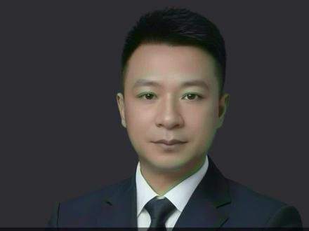 这是一条可恶的大黑狗