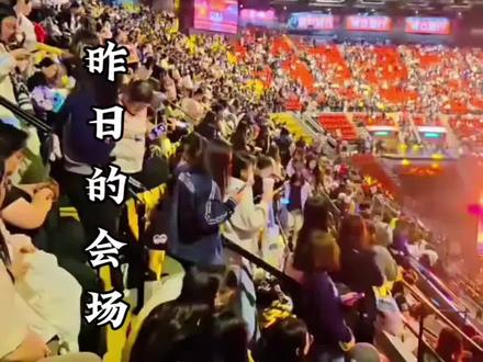 莎头因伤退赛了,比赛现场观众明显少了一片#国乒#王楚钦#孙颖莎