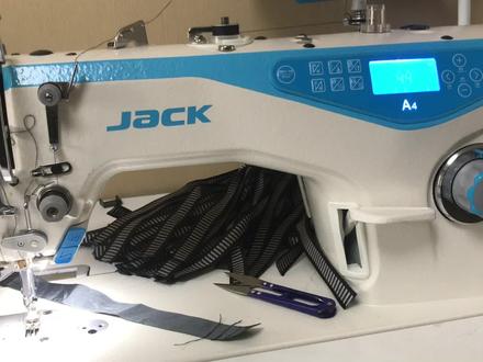 杰克Jack A4缝纫机前倒针和后倒针的操作过程演示 #缝纫机 #杰克缝纫机