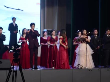湖口二中元旦晚会表演《兰亭序》《扬鞭催马运粮忙》#校园活动 #元旦晚会 #笛子