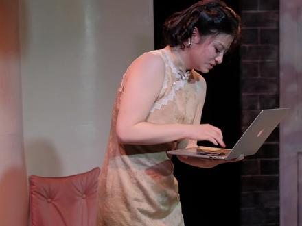 🥰终于等到这个胥子含的“一草一木一砖一瓦” #剧场拾光 前线@masque 的投递
总算等到胥子含首演啦🥰
好可爱三女的
返场戏好多哈哈哈哈
#胥子含 #杜钇樵 #范可妮 #音乐剧破墙