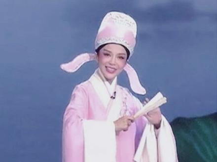 一走一看一问询,一朝一暮一人生#朱迅#陪你一起过重阳#人间通透指南#越剧