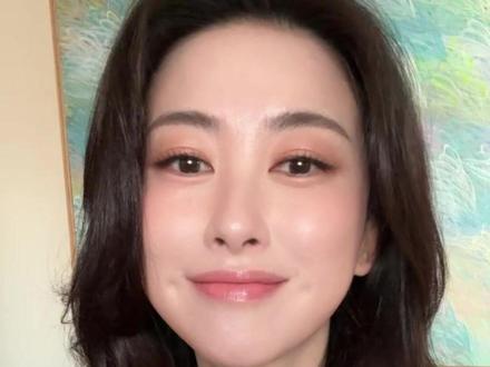 又忍不住直发妆容分享了🥰