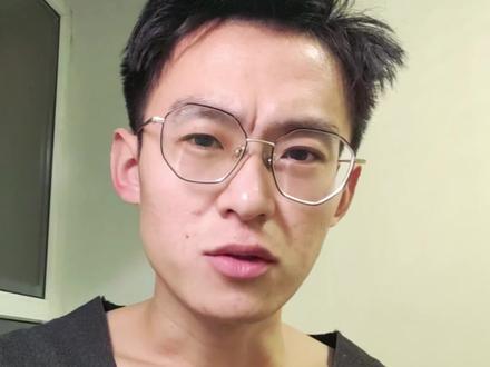 烤鸡少年带来的深思,如此宣传,带来的可能非好即坏。
#16岁少年开烤鸡店日入过万 #儿童教育 #厌学#赚钱 #内容过于真实