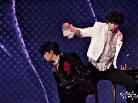 神魔同频
王橹杰穆祉丞双人舞台《来自天堂的魔鬼》
2026TF家族新年音乐会Day2存档.12.27
#穆祉丞 #王橹杰 #橹穆 #橹穆双人舞台 #来自天堂的魔鬼