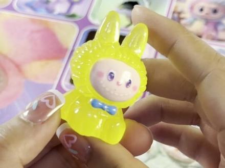 抽拉布布洞洞乐,意外收获大奖 #玩具#拉布布#神奇的闲鱼 #闲鱼省钱神券 #神奇闲鱼开发者大会