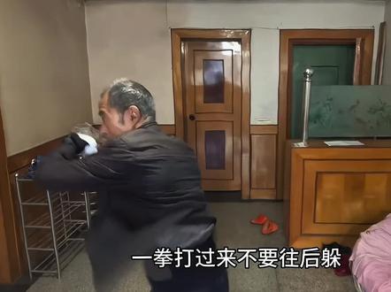 三拳不死算炸单 #拳击#格斗#大爷@李福克老师说古文化