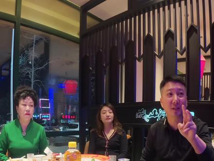 记录美好瞬间!#原创作品 #volg十亿流量扶持计划 #米阳#记录美好瞬间 #原创视频 @百雀羚小瓷罐修护霜直播间 #2026绝不输给脆皮瞬间