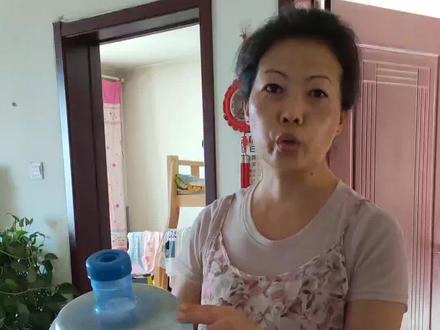 教你轻松去除水桶绿苔,省钱又干净#亲测分享 #实用小技巧 #生活小妙招 #去污小妙招 @DOU+小助手