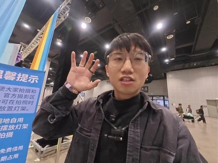 漫展暗调 / 亮调打光?一套灯位直接切换,新手速学! #漫展摄影 #漫展布光 #灯阵教学 #志捷FSpro柔光箱 #柔光箱