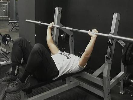 全网最详细健美式平板杠铃卧推讲解#健身教学 #杠铃卧推 #健身