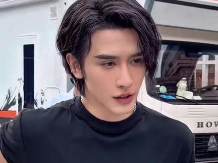 男男子:你又吃三文魚飯了?
@申浩男 :怎麼会?!她吃的!
#申浩男 #与狼共吻 #搞笑片段 #此男好绝 #可爱到爆炸💥 @DOU+小助手 @DOU+上热门
